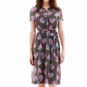 I 🖤 Ronson Belted Floral Dot Dress XS
